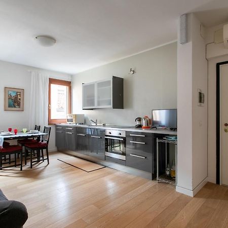 Venice Lance With Lift, 2 Minutes Walk From The Train Station מראה חיצוני תמונה